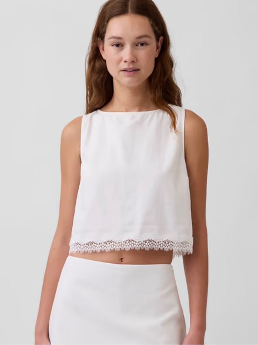 GAP linen blend lace trim crop top shell